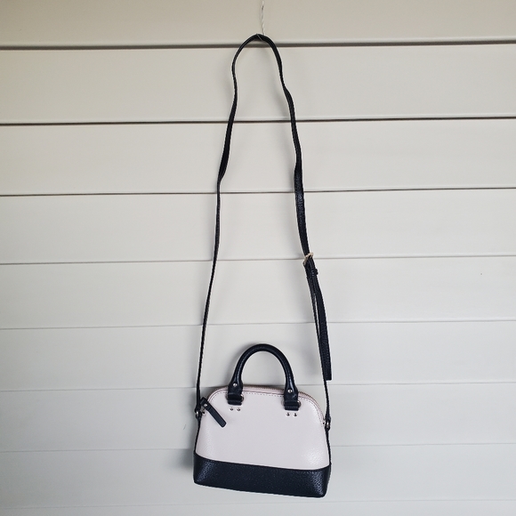 Kate Spade New York Berkeley Lane Hannah Mini Black & Cream Cross Body Bag. - Picture 4 of 16